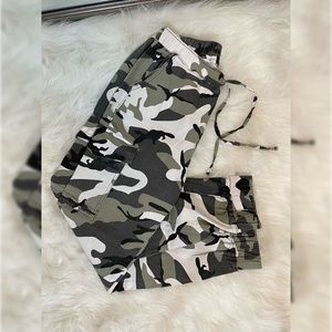 camo joggers